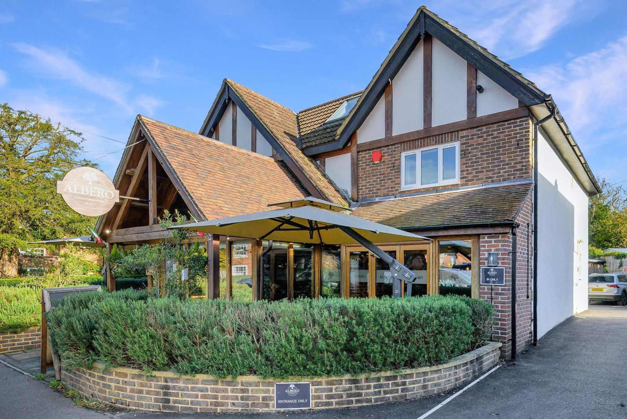 Central And Cosy Brockenhurst Flat 外观 照片