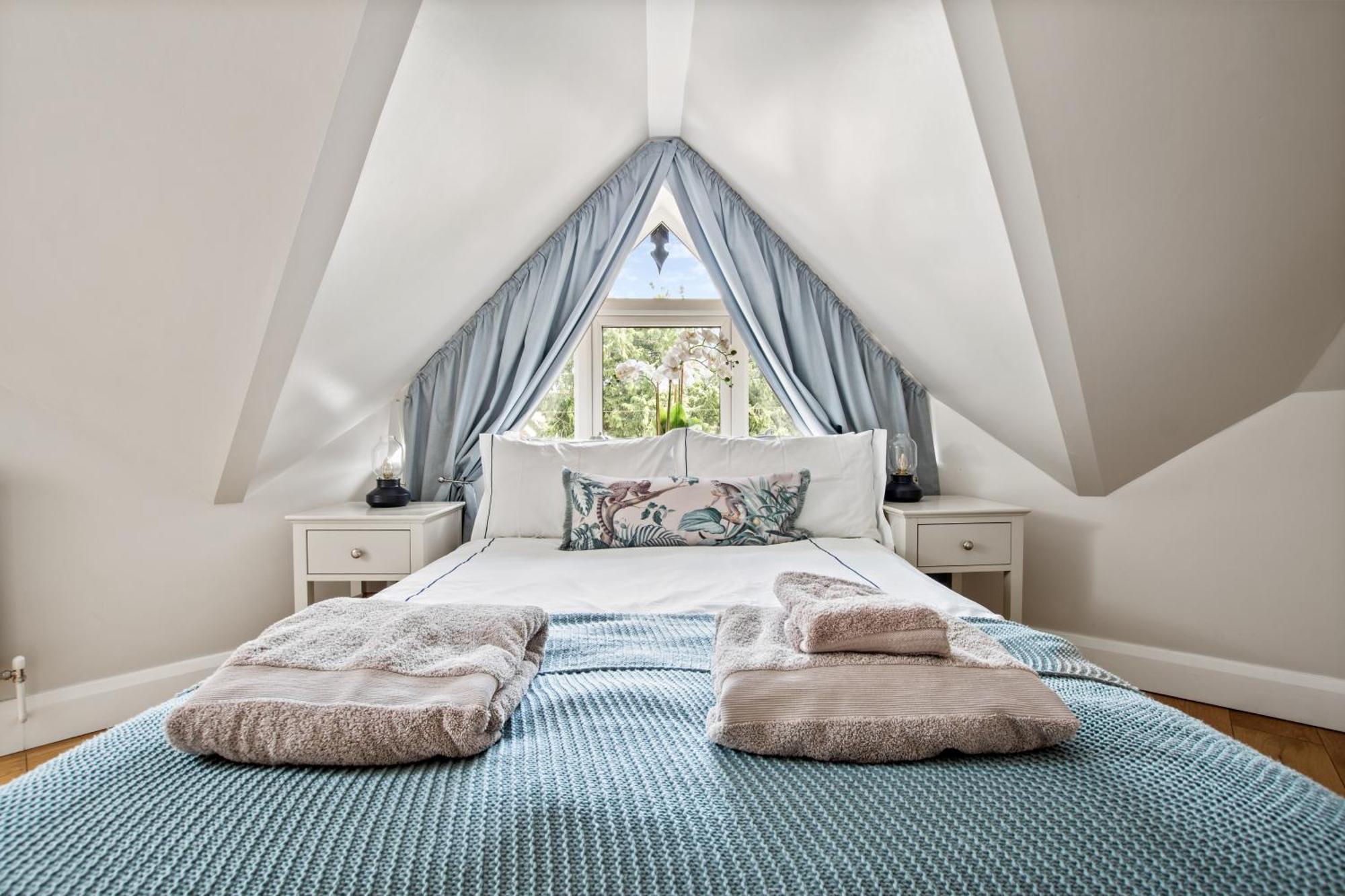 Central And Cosy Brockenhurst Flat 外观 照片