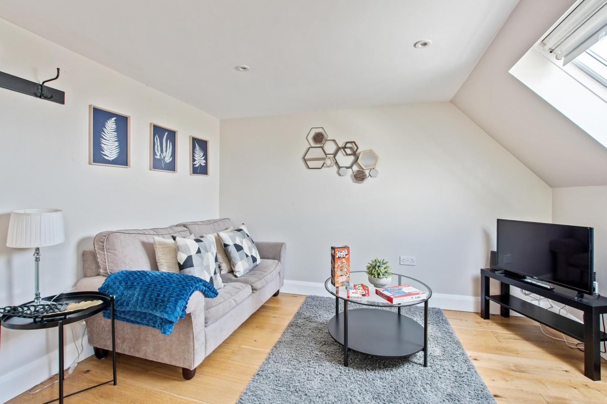 Central And Cosy Brockenhurst Flat 外观 照片
